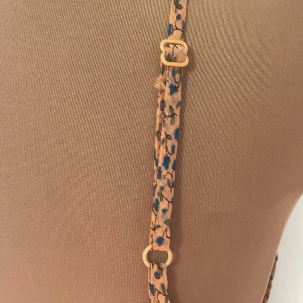 Forever 21 Floral Camisole L with Zippered back - Picture 7 of 10